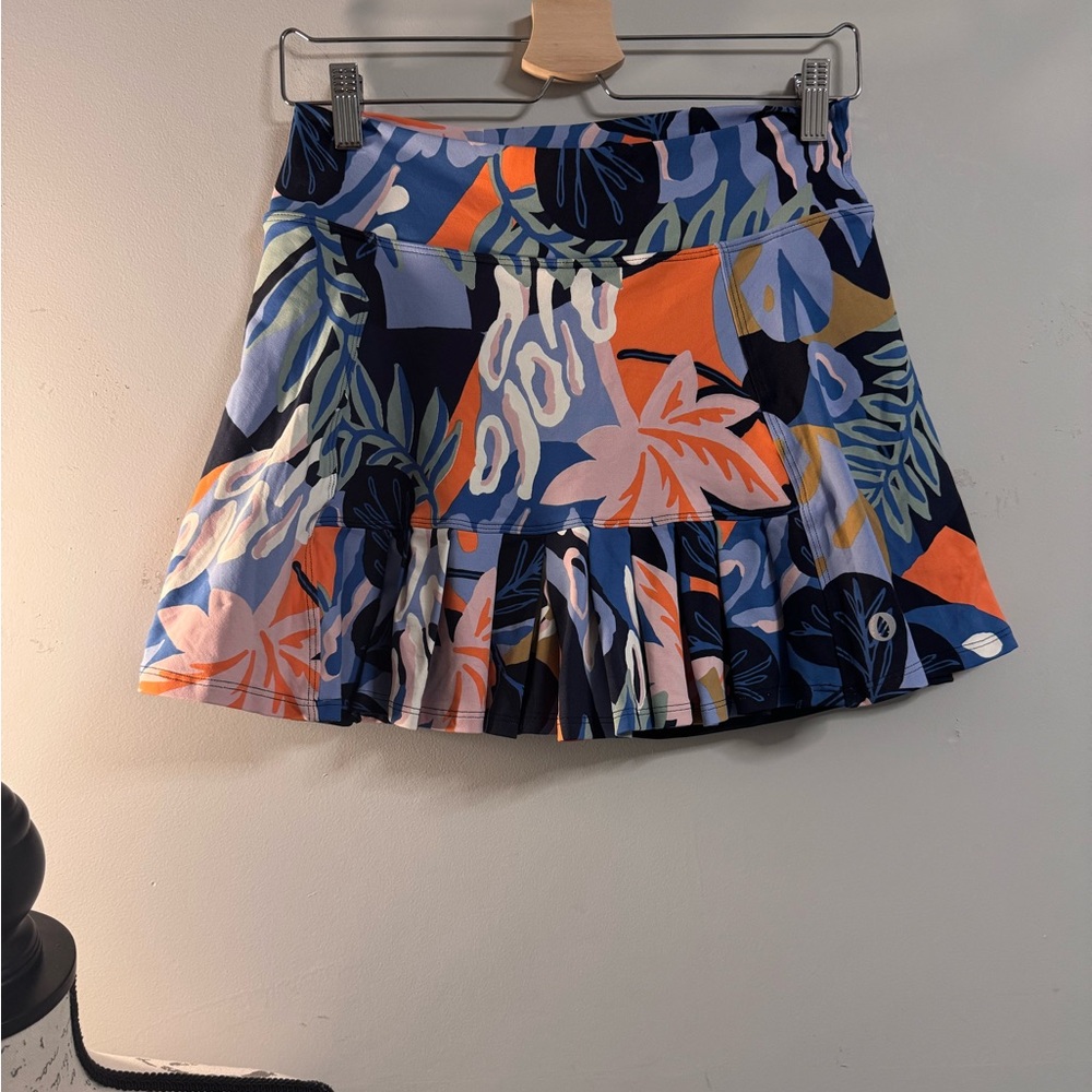 Dona Jo Tennis Skirt Size 2 Colorful Tropical Print Athletic Skort Built In Shor
